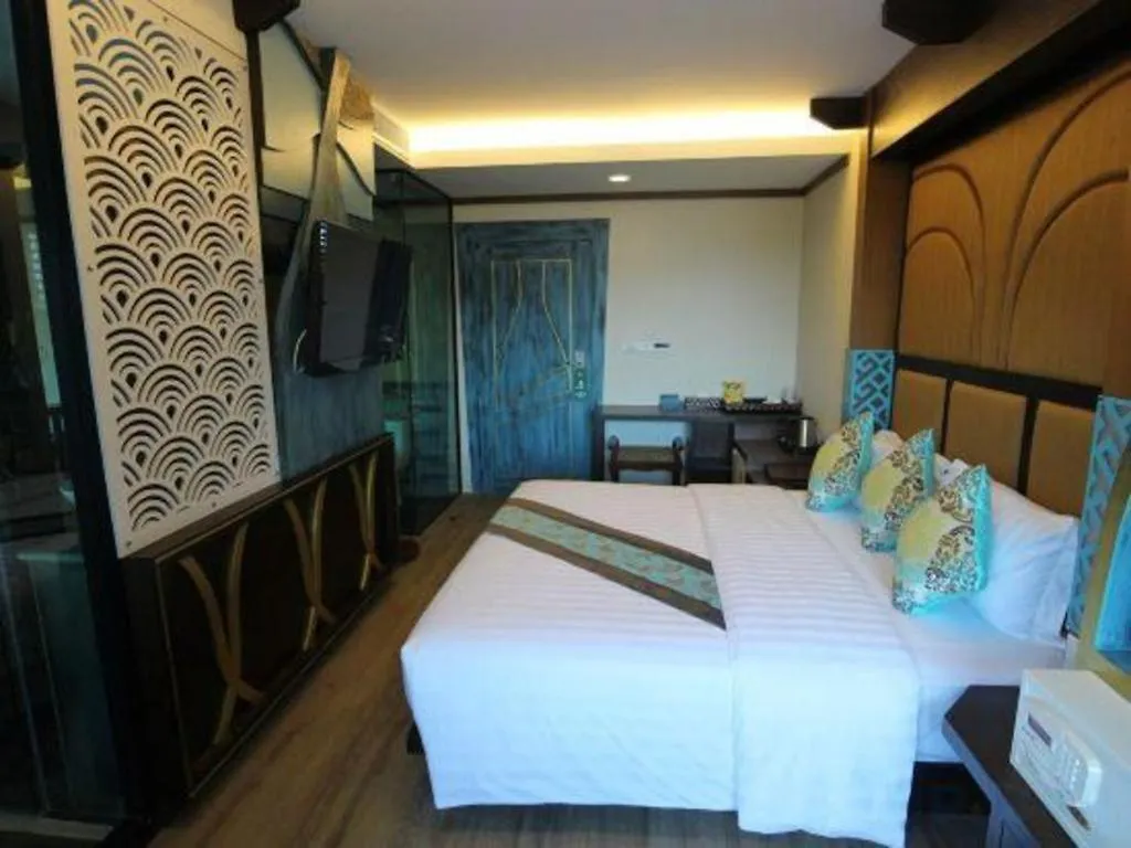 ***  Phi Phi Nice Beach Hotel Hip תאילנד