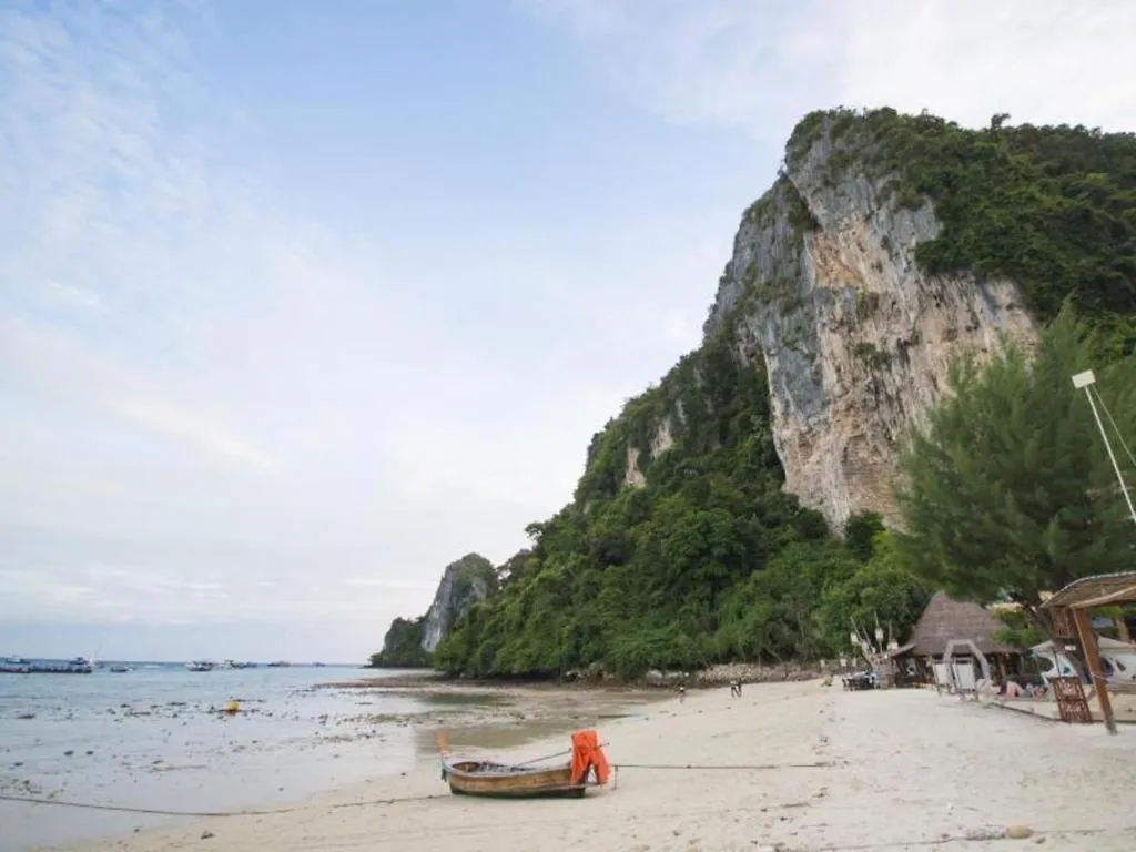 Phi Phi Nice Beach Hotel Hip