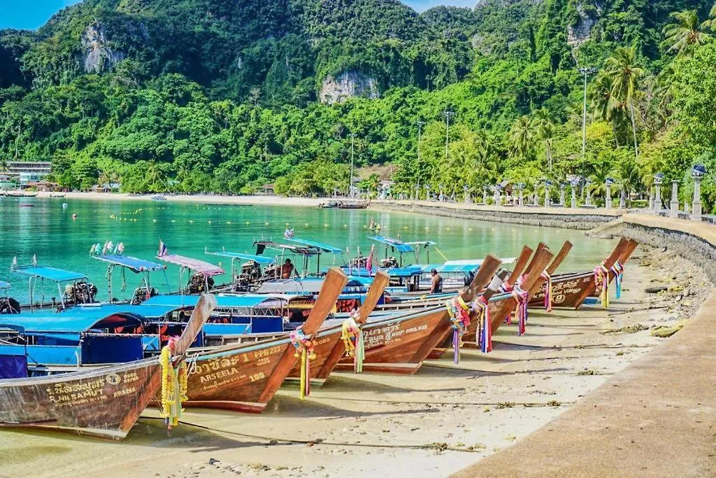 Phi Phi Nice Beach Hotel Hip Tailandia