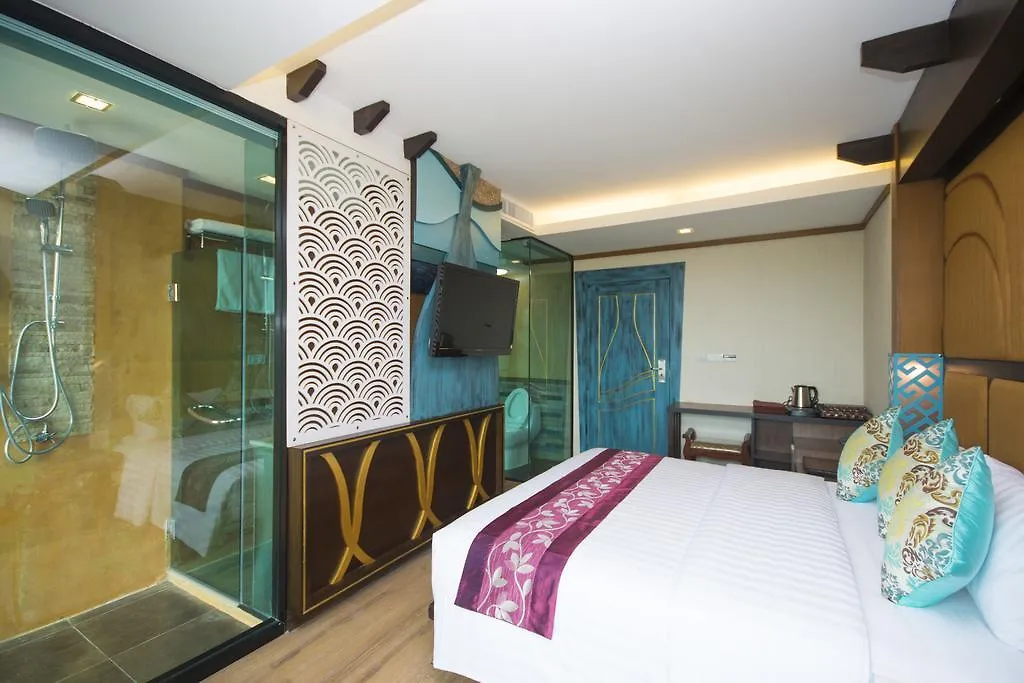 Phi Phi Nice Beach Hotel Hip  جزيرة في في