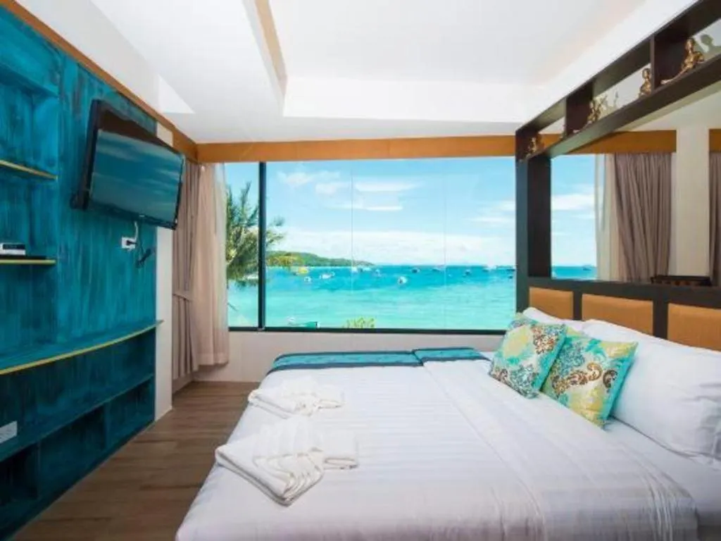 ***  Phi Phi Nice Beach Hotel Hip Thailand