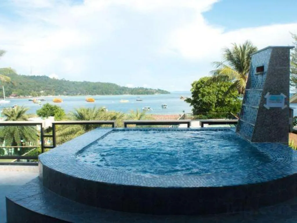 Phi Phi Nice Beach Hotel Hip