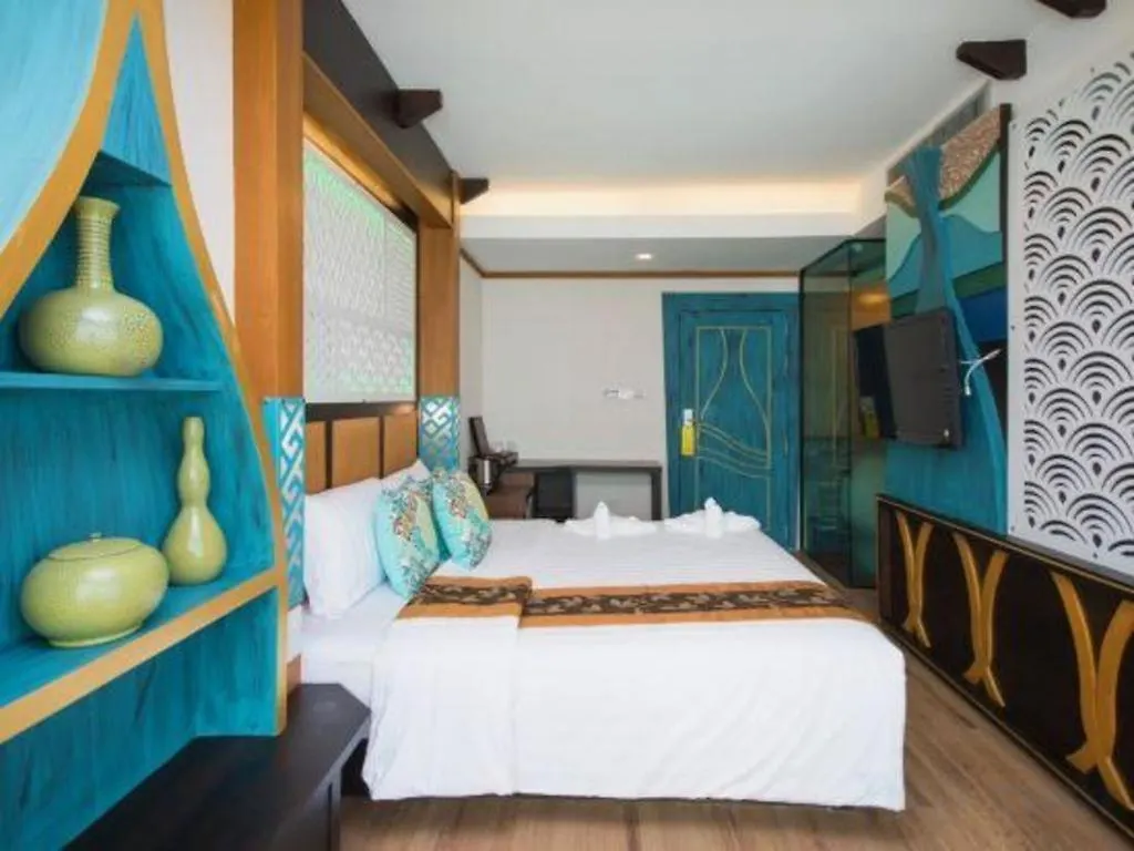 Phi Phi Nice Beach Hotel Hip Phi Phi